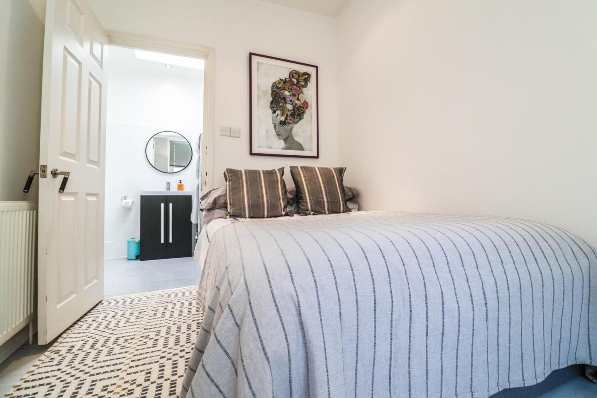 Apartamento 2br Flat For 6 Guests Near Hyde Park And 4 Min Walk To Paddington Station *